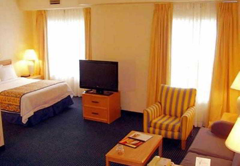 Residence Inn West Palm Beach Room photo