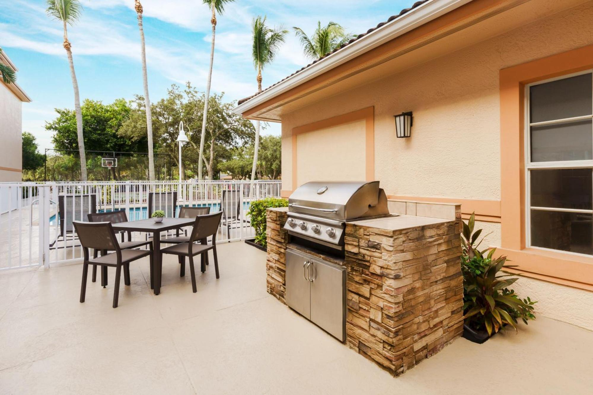 Residence Inn West Palm Beach Exterior photo